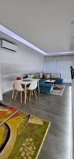 ALP's 2 bedroom apt, 8 min walk from city centre - 9