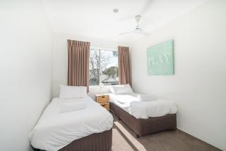 Abbys Beach Villa - Broadwater - 3