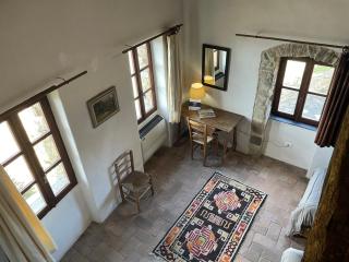 Retreat With A View by Holiday World - Baiardo - 3