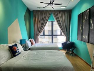 Danga Bay Designer Suites KKS Plus Collection - 3