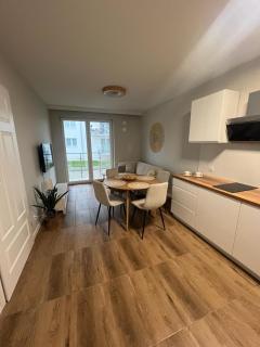 PORTA MARE KOŁOBRZEG Ul GEN MACZKA 29 3 - 0