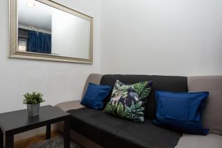 NewBerry Apartment with Balcony - Budapest - 7