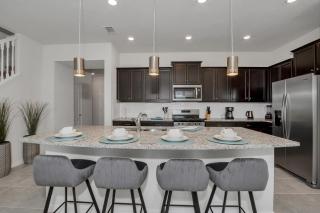 7420 Oakmoss Loop - Davenport - 2