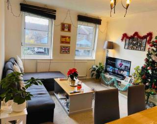 Beautiful One Bedroom Flat in London - Woodford Green - 1