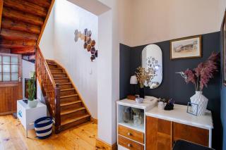 Quirky 2 Bed Home Parking Wi-Fi Backup Power - 7