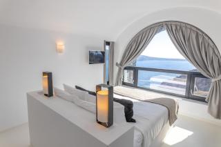 Charisma Suites - Oia - 5