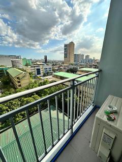 SMDC Grass Residences Tower 4 Bedroom w/ Balcony - 3
