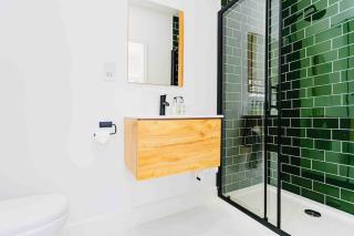 Luxury Ocean Playroom SEA SALT CHALET - Barton on Sea - 2