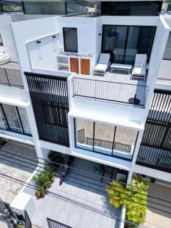 Luxurious house in Laguna Park 65 20 by IBG Property - - 6