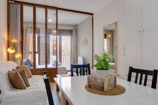 HB Apartments - Apartamento Alicante Rambla Mercado Central Playa - El Loft del Barrio - Alicante - 1