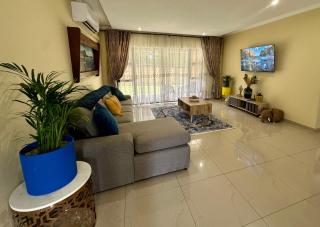 Six64 on Kingsway A3 2 bed - Amanzimtoti - 5