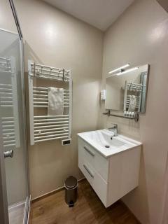 Parisian Stay in a Cosy Flat - République - París - 5