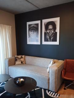 Modern apartment in WaterfaII City - 3