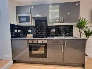 Stylish and cosy 2 apartment in London w private parking - Londres - 7