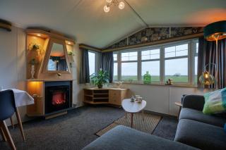 Luxury 2 Bed Static Caravan Willingham - 6