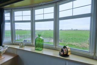 Luxury 2 Bed Static Caravan Willingham - 2