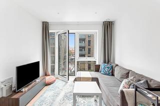 Stylish Flat In Battersea Reach - Londra - 8