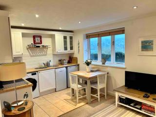 'Dartmouth View' appartment in Kingswear - Kingswear - 1