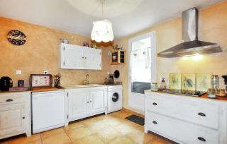Cozy Home In Saint-Jean-Du-Bruel - Saint-Jean-du-Bruel - 4