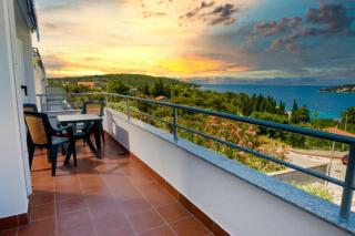 Central Gem: Sea-View + Parking - Nečujam - 0