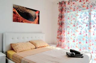 See view, private parking, Vila Zog - Panoramic Apartment - Durazzo - 9