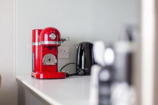 Prime Location - Stylish Apartment In Barons Court - Londra - 9