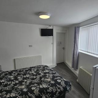 Anfield Contractors Accommodation - Liverpool - 1