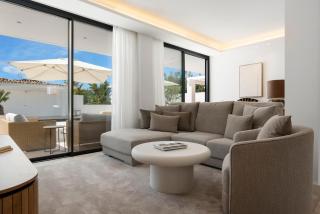 Luxury Villa Near Marbella with Private Pool, Jacuzzi & Modern Amenities - Marbella - 1