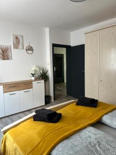 2 Zimmer Ferienwohnung Denis 2 - 5