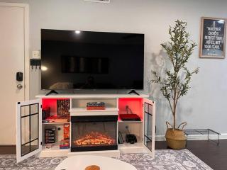Healing Haven King Bed Suite - Dallas - 7