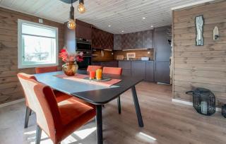 4 Bedroom Awesome Home In Vøringsfoss - Garden - 4