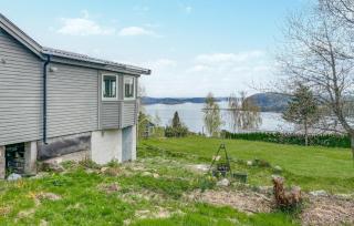 Amazing Home In Uddevalla With Kitchen - Uddevalla - 0