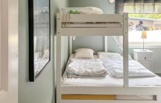 Amazing Home In Uddevalla With Kitchen - Uddevalla - 1
