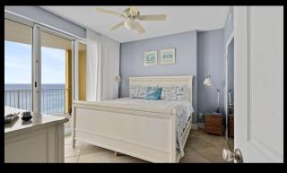 Beautiful Beachfront Views - The Retreat at Emerald Isle - Panama City Beach - 3