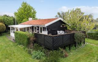 Nice Home In Faxe Ladeplads With Wifi - Fakse Ladeplads - 0