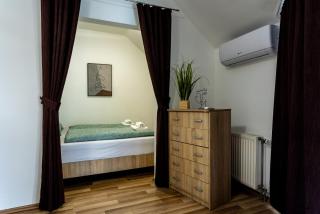 Six Corners - Bright Corner - 5