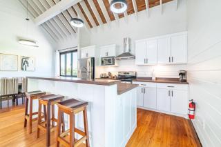 Paradise Cove and Mistico Beach Club plus Boat Shuttle - 2