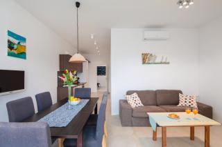 Villa Jolara With Heated Pool - Deluxe Suite 3 - Mimice - 3