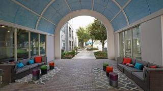 Landing at Voyager at Space Center - 1 Bedroom in East Pasadena - Houston - 1
