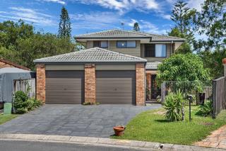 Riverfront Oasis in Elanora - Gold Coast - 8