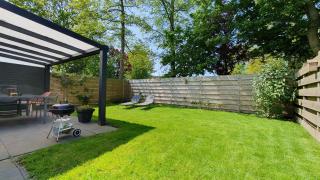 Luxe vakantiebungalow met omheinde tuin voor hond en kinderen - Dirkshorn - 9