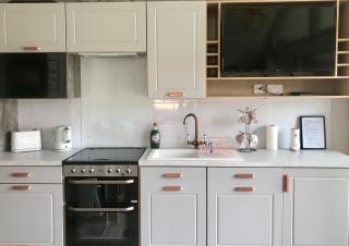 Inverness Lodge-Sleeps 4-Parking-15 min to centre - Inverness - 2