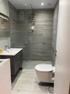 Sea View Apartment - Saranda - 4