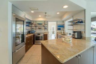 ELEVATED 342 - Sunny Waterfront Pool and Spa 3 Bed home - Marco Island - 7