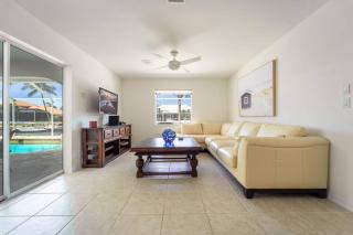ELEVATED 342 - Sunny Waterfront Pool and Spa 3 Bed home - Marco Island - 2