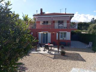 La casa di Giada, appartamento in villetta con aria condizionata, wi-fi e parcheggio gratuito - Poggi - 9