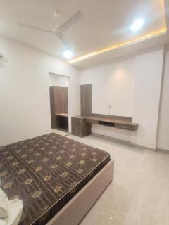 Hotel Aditya Inn - 8