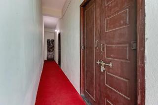SPOT ON Hotel Chirag's - Pedda Ambarpet - 4