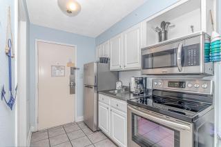 Ocean View Studio with 3 Beds! Sea Mist 51303 - Myrtle Beach - 6