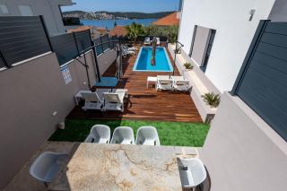 Adriatic Garden Apartments - Trogir - 4